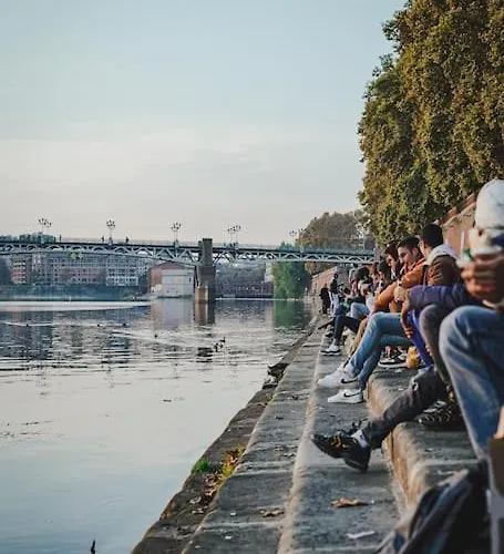 Croix-baragnon T3 - Centre-ville Historique - Parking Apartman